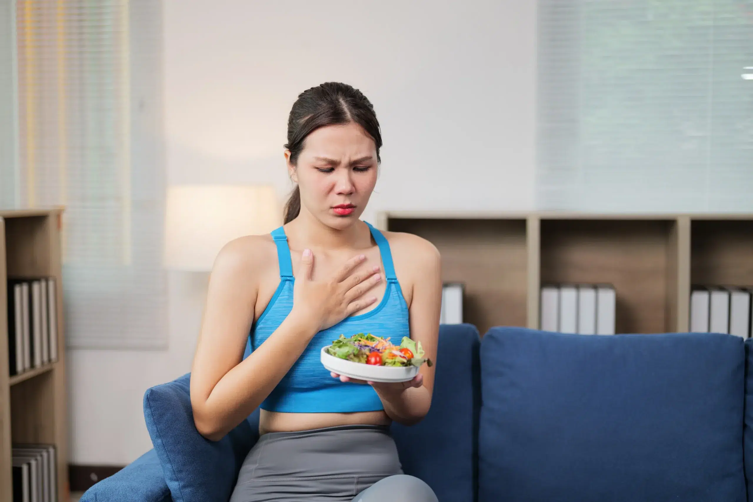 naturopathic doctor in scottsdale to help with acid reflux and heartburn.